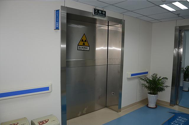 醫用防護門和醫用不銹鋼門有什么不同